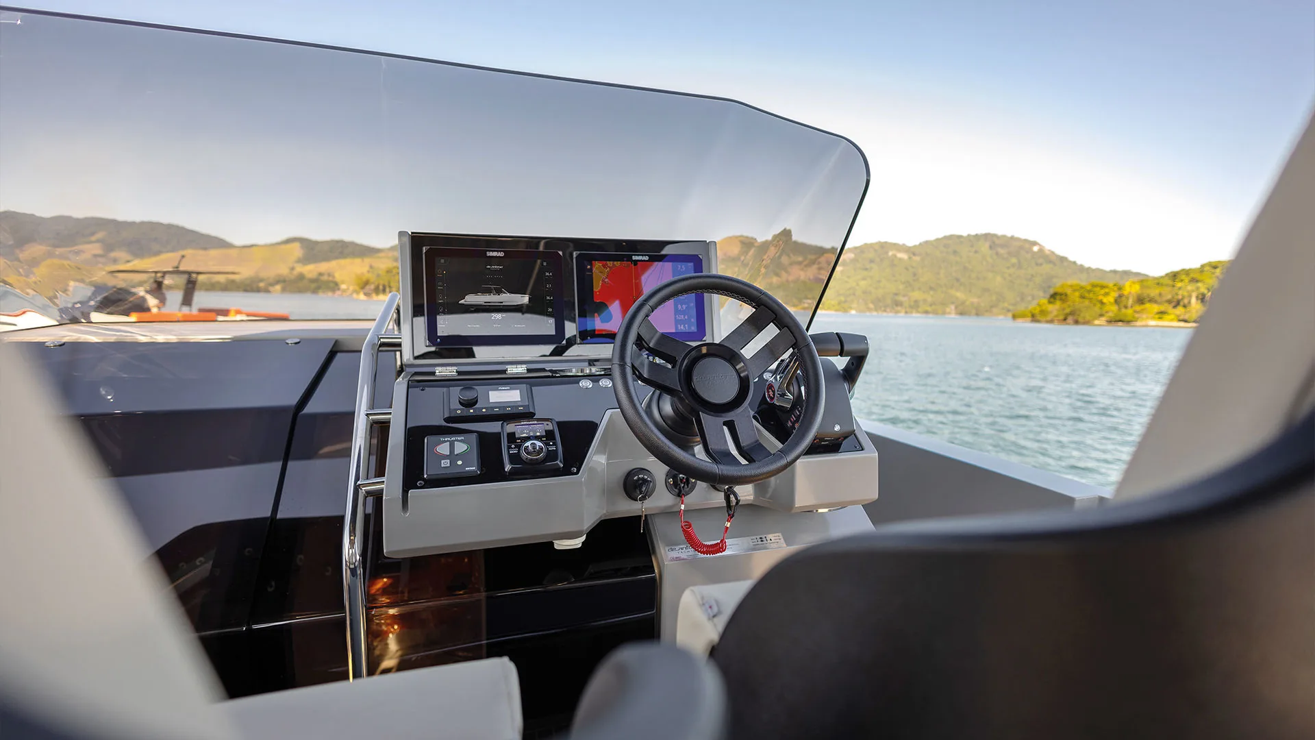 De Antonio Yachts D32 — view 3