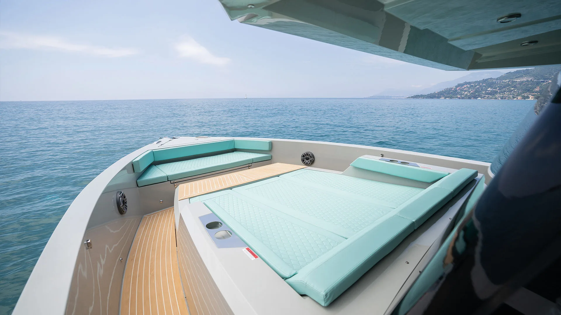 De Antonio Yachts D50 Coupé — view 7