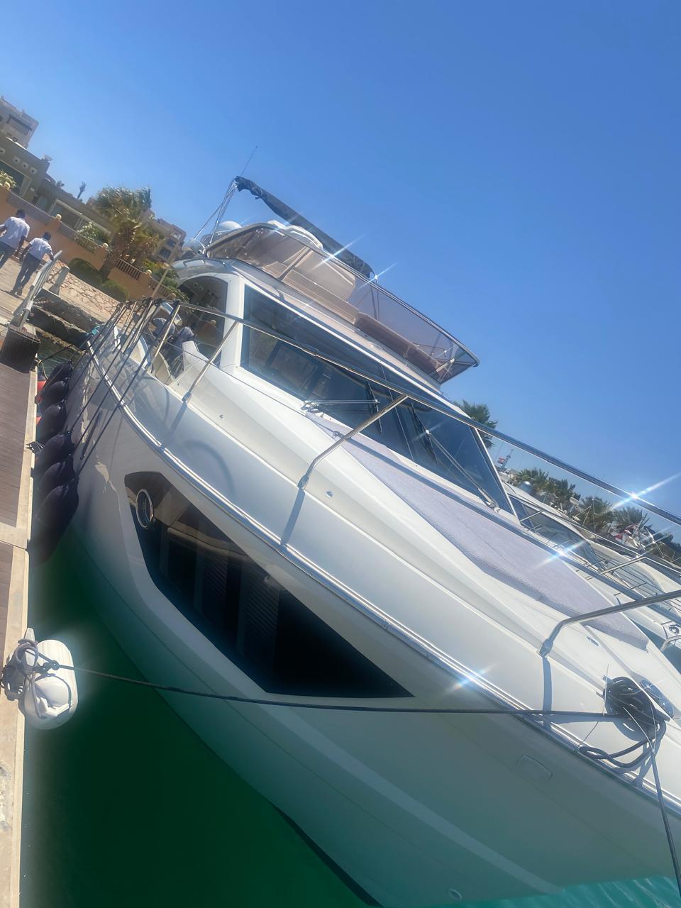 Absolute 40 Fly — view 3