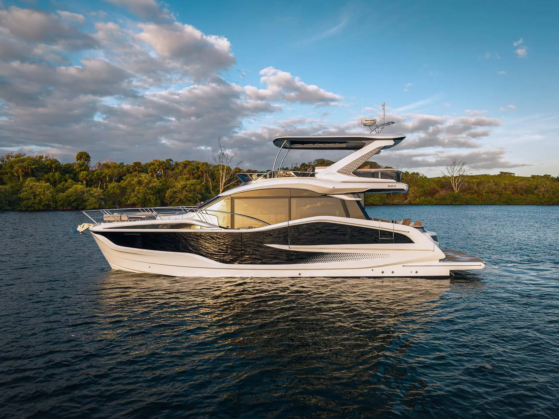 Galeon 520 Fly — view 7