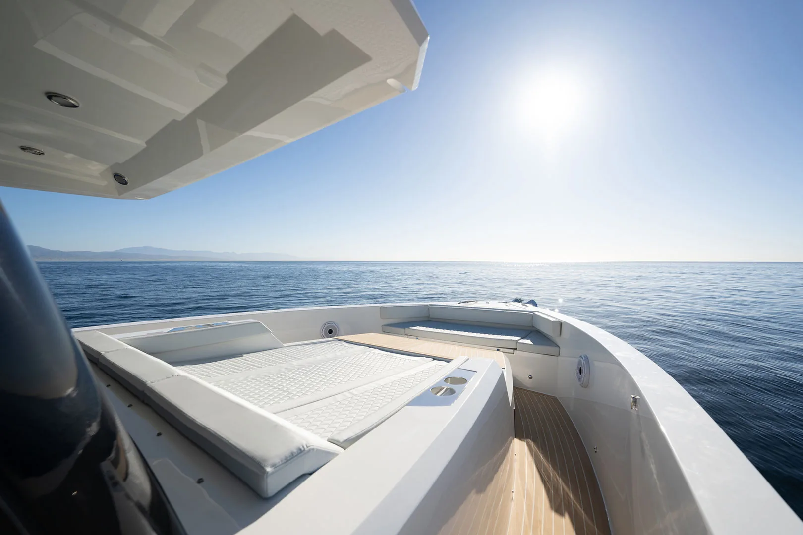 De Antonio Yachts D50 Coupé — view 2