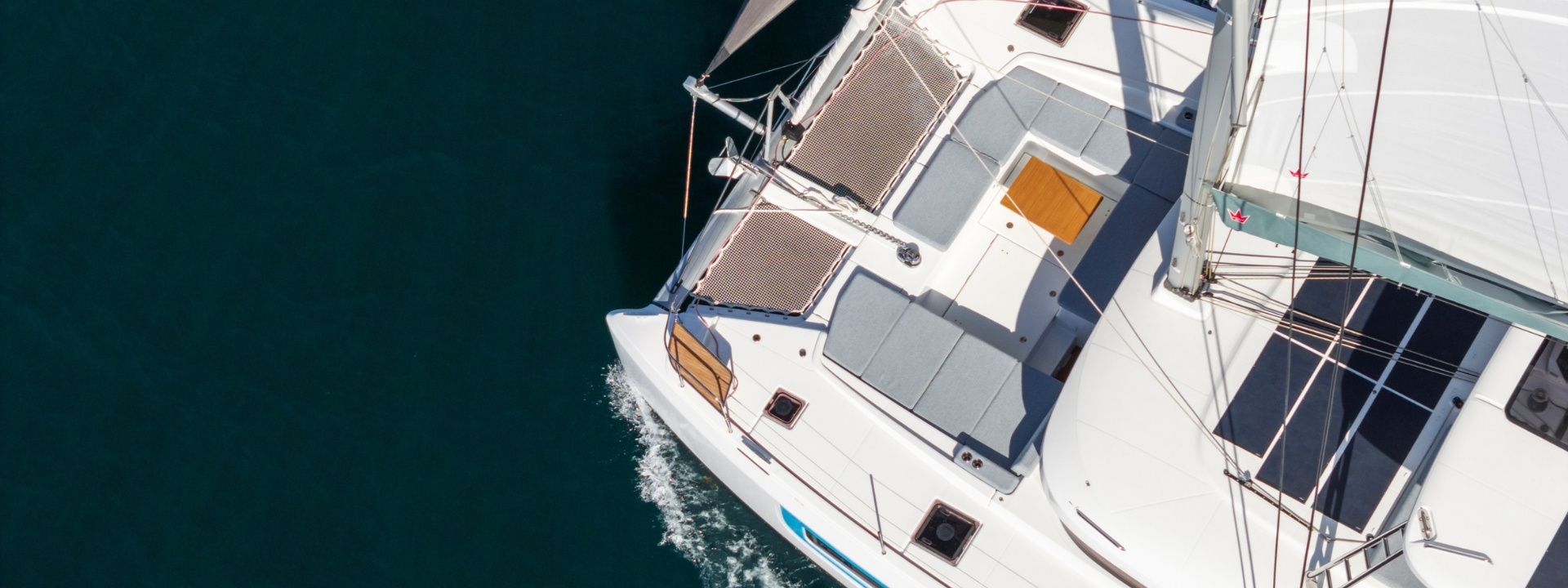 Lagoon 47 — view 2