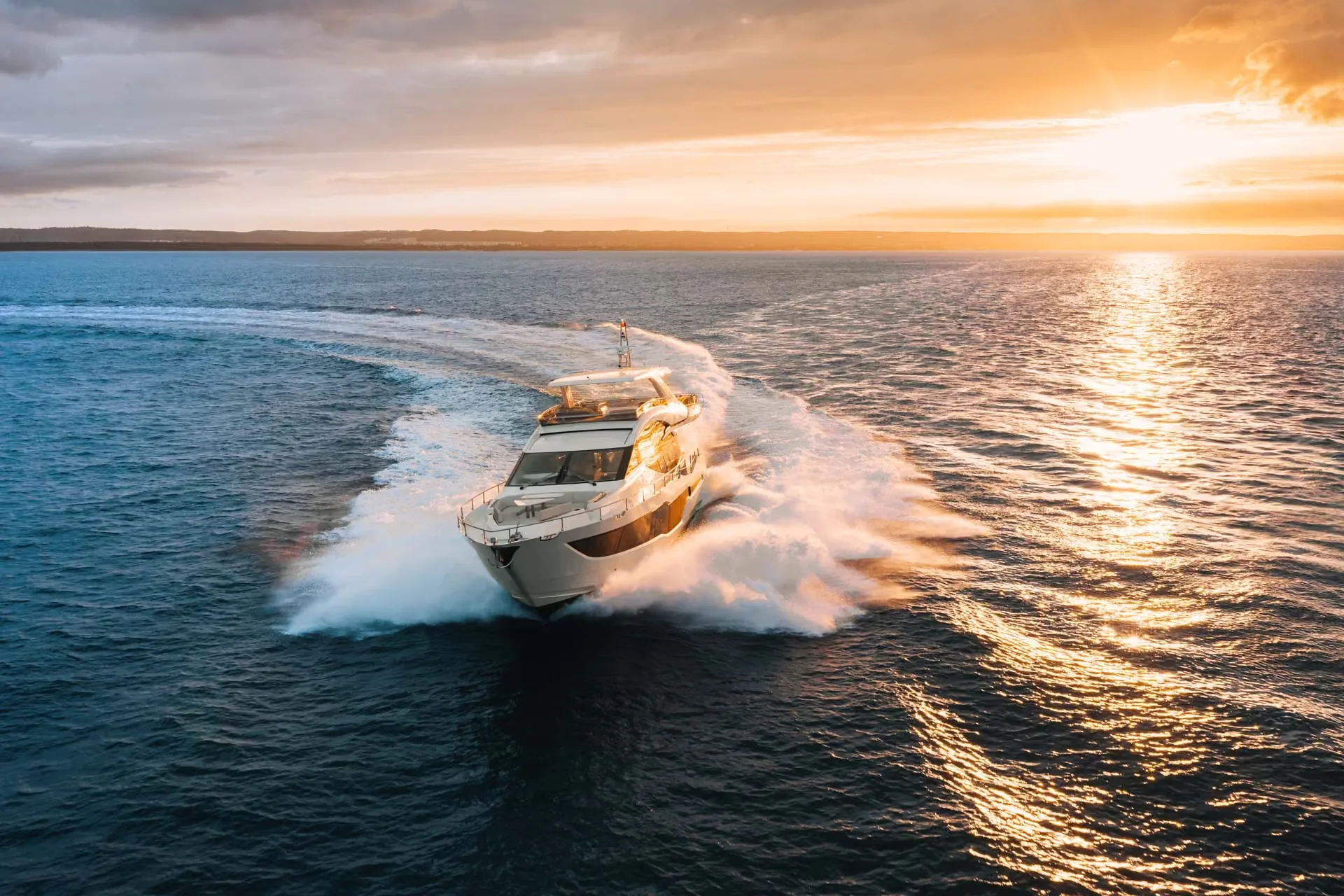 Galeon 800 Fly — view 7