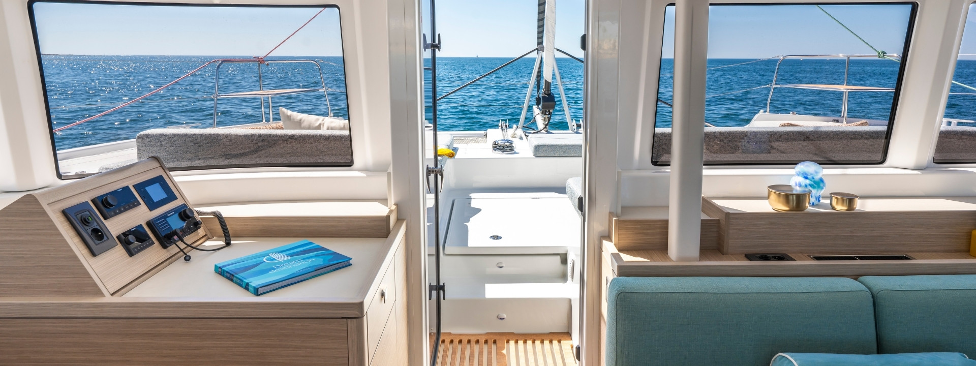 Lagoon 47 — view 7