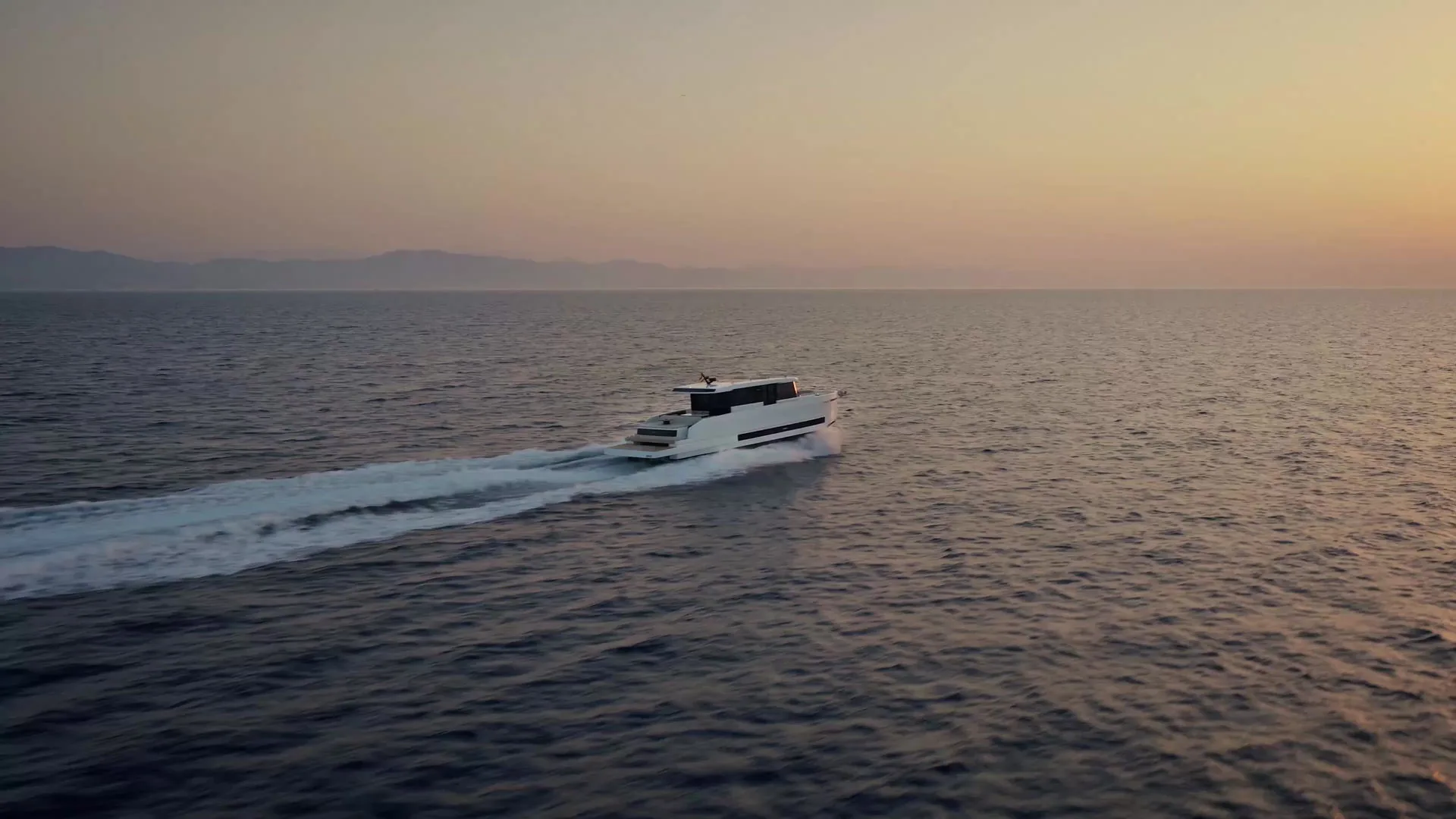 De Antonio Yachts D60 — view 2