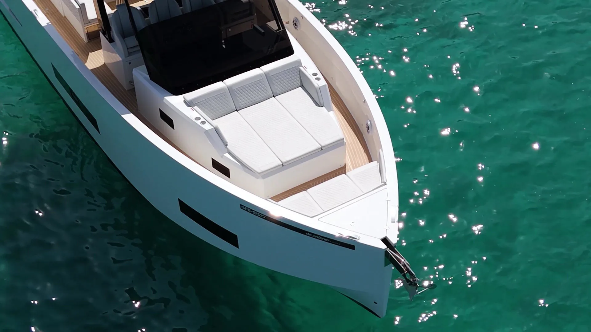 De Antonio Yachts D42 — view 2