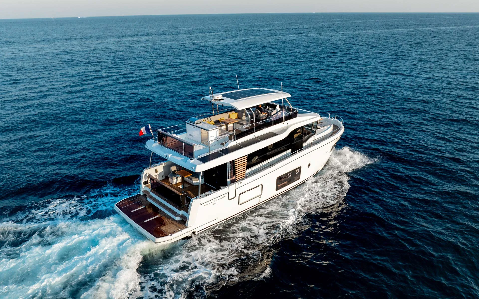 Swift Trawler 54 — view 3