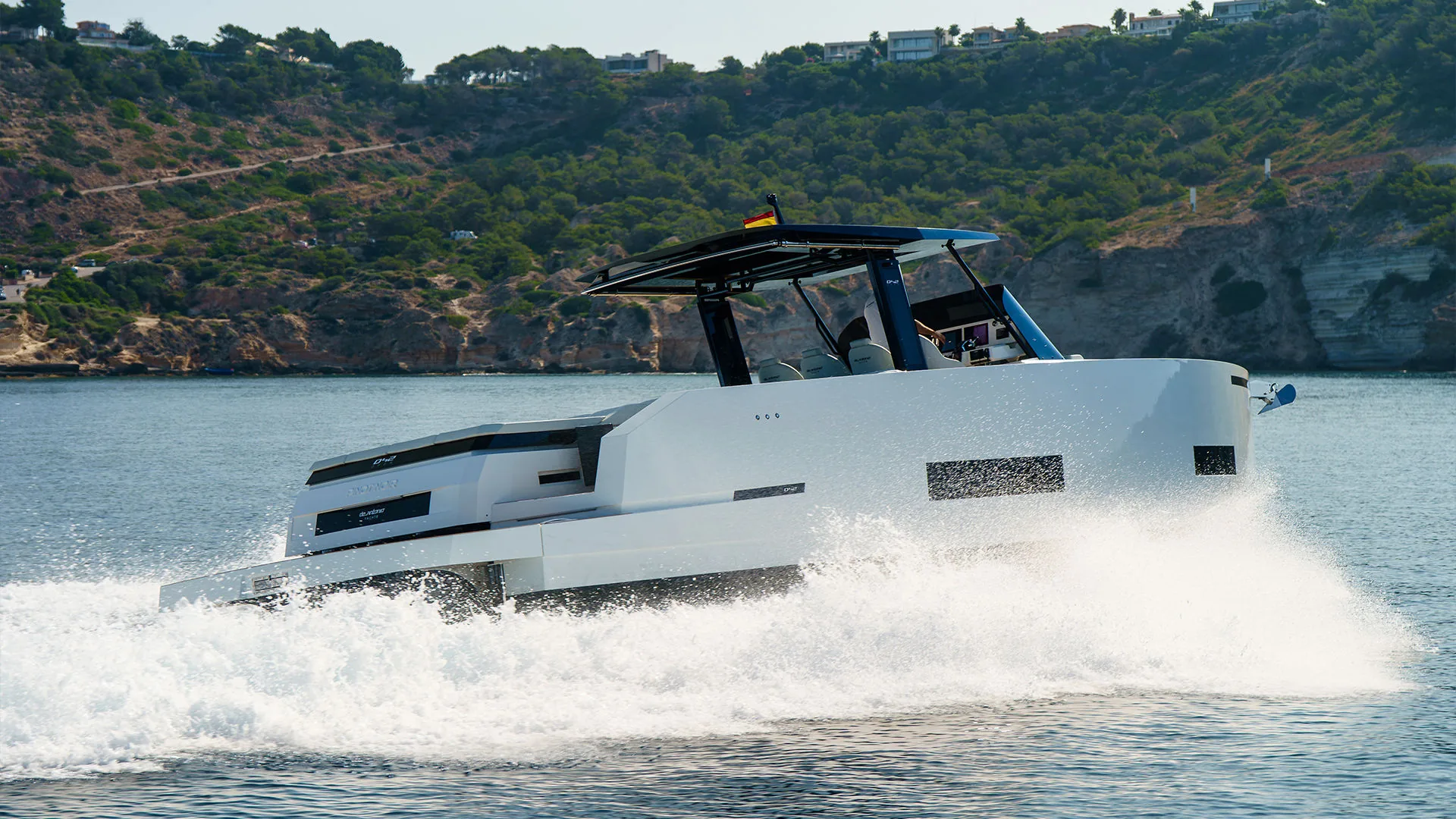 De Antonio Yachts D42 — view 5